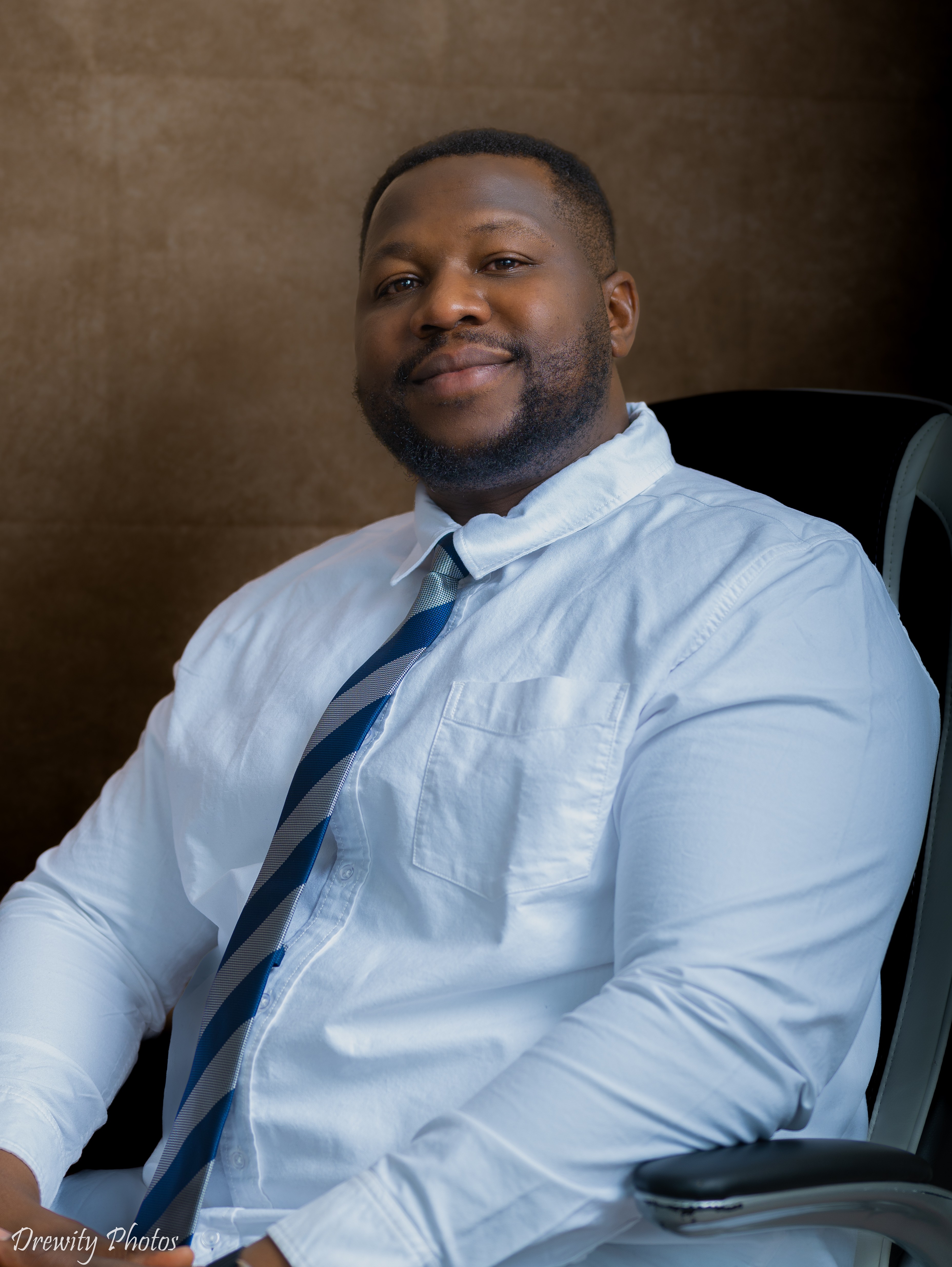 Signature lighting portrait